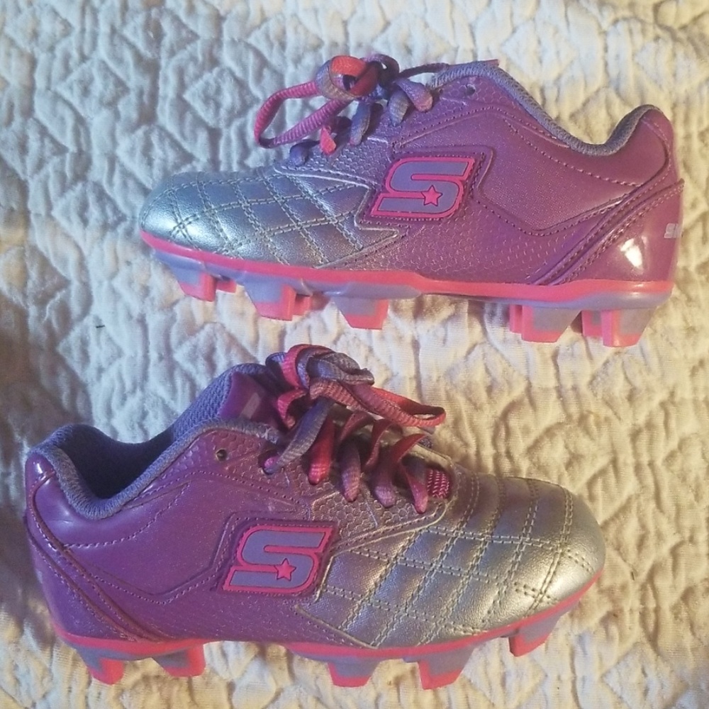 sketchers soccer cleats size 11c